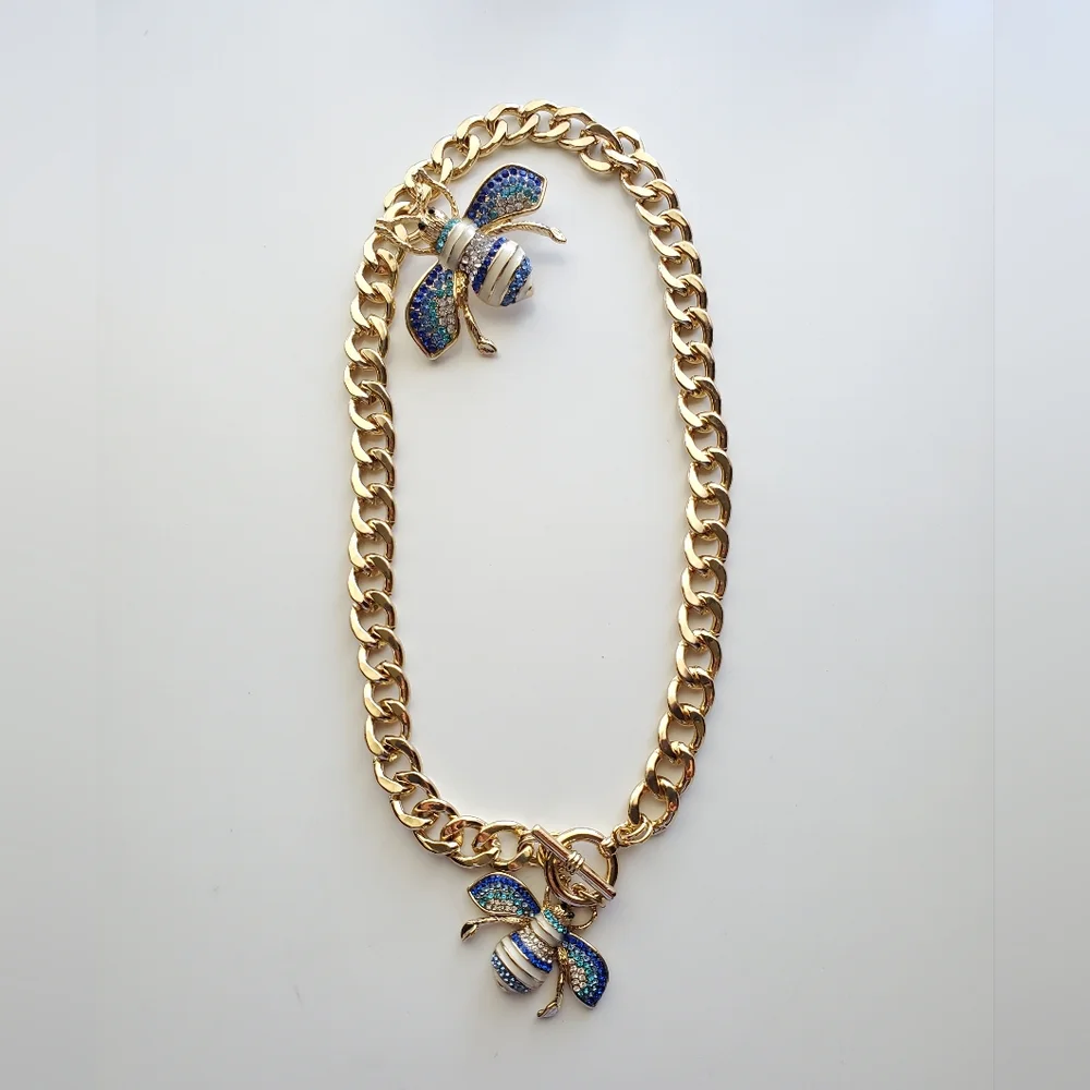Curb Link Necklace with Bumble Bee Pendant and Matching Brooch